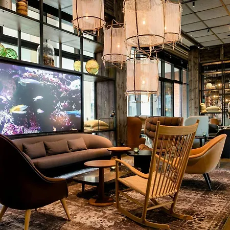 Motel One Hamburg-Fleetinsel-3